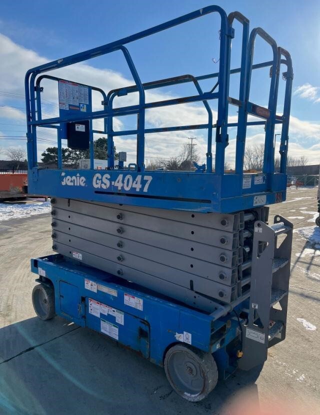 2015 Genie GS-4047 Picture 4 2015 Genie GS-4047-4