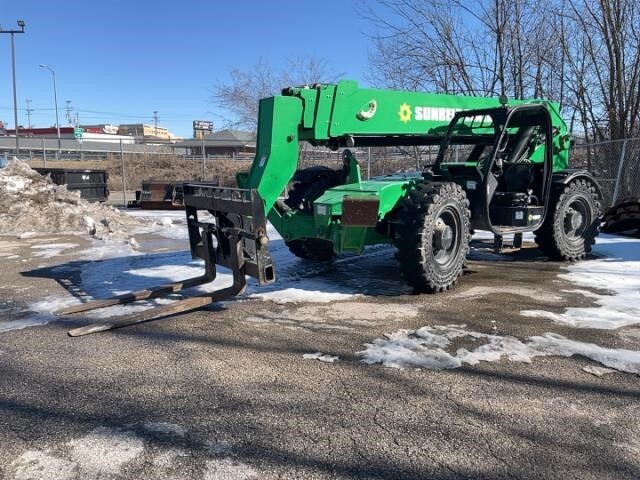 2016 Genie GTH-1056 Picture 2 2016 Genie GTH-1056-2