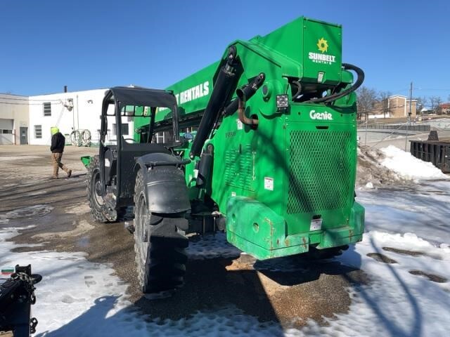 2016 Genie GTH-1056 Picture 8 2016 Genie GTH-1056-8