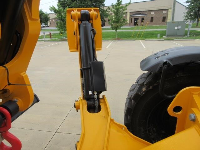 2025 JCB 512-56-25