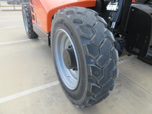 2025 JLG 943-11