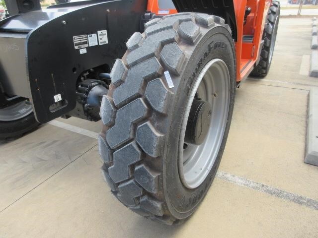 2025 JLG 943-14