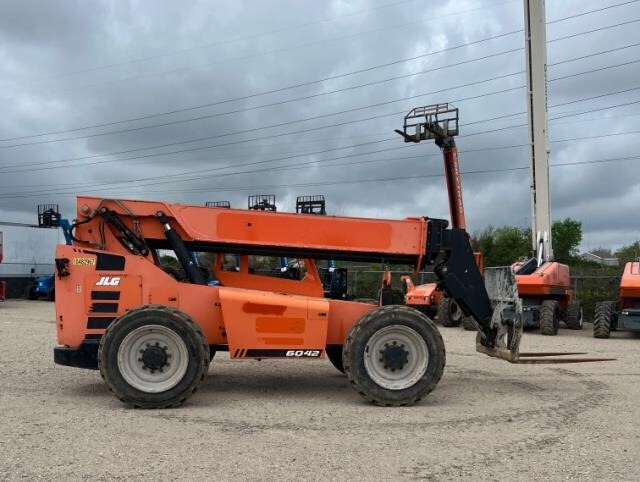 2016 SkyTrak 6042-5