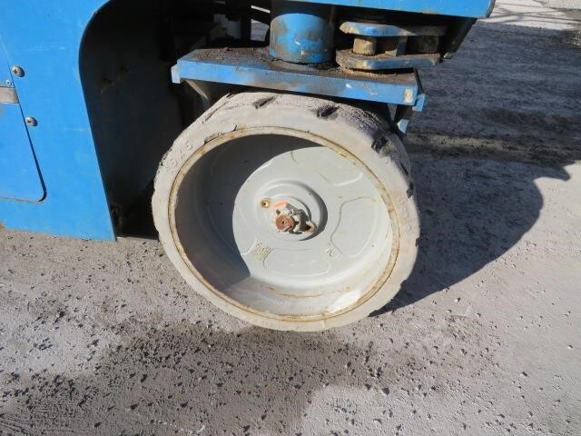 2015 Genie GS-4047 Picture 8 2015 Genie GS-4047-8