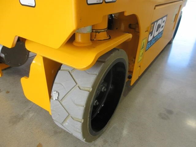 2025 JCB S1932E-8
