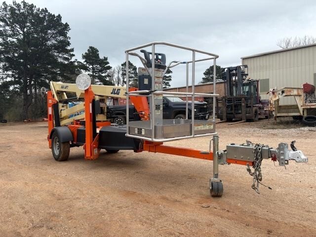 2022 JLG T350