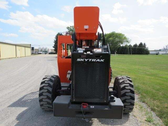 2025 SkyTrak 6042-3