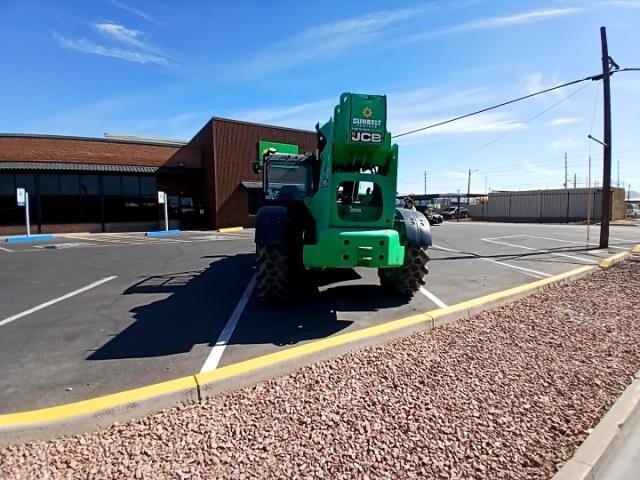 2017 JCB 512-56-7