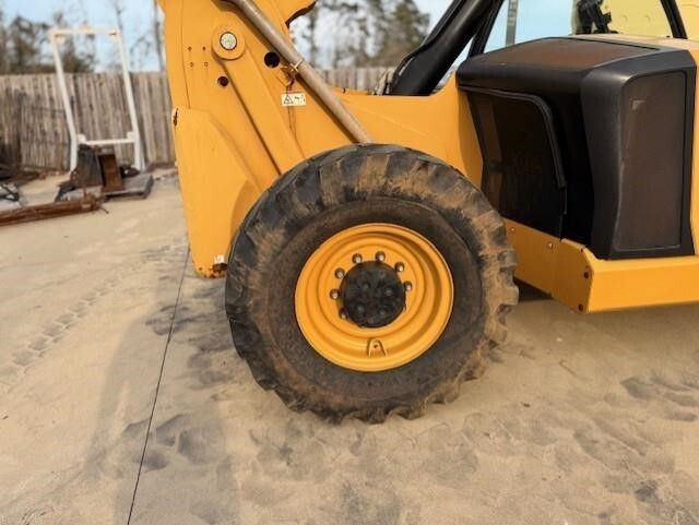 2015 CAT TL1055D Picture 9 2015 CAT TL1055D-9