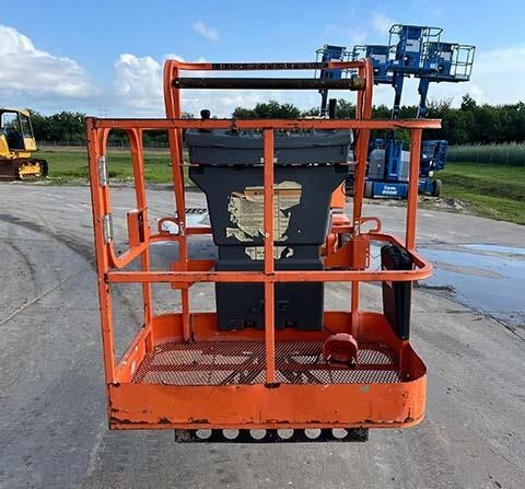 2018 JLG E400AJPN-3