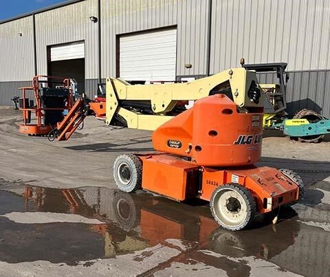 2018 JLG E400AJPN-7