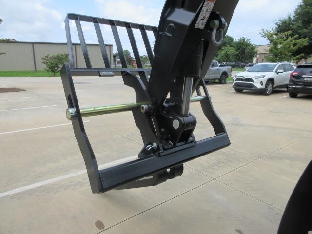 2025 JLG 742-8
