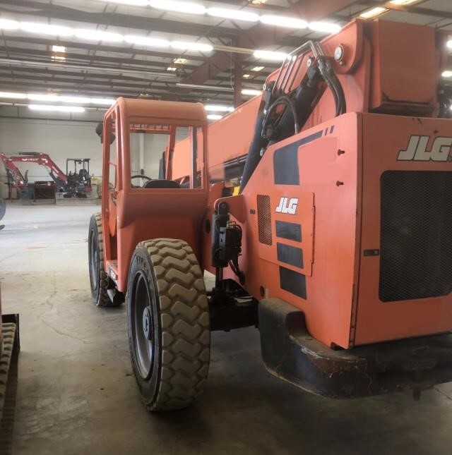 2017 SkyTrak 8042-3