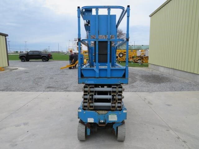 2017 Genie GS-2632 Picture 3 2017 Genie GS-2632-3