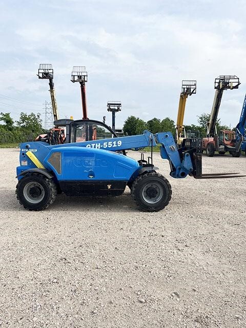 2017 Genie GTH-5519-6