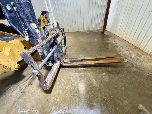 2019 CAT TL1255D-16