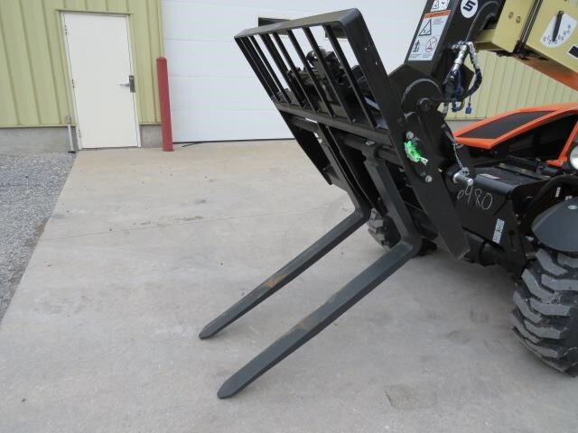2025 JLG G5-18A-9
