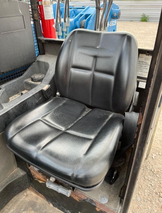 2018 Genie GTH-5519 Picture 14 2018 Genie GTH-5519-14