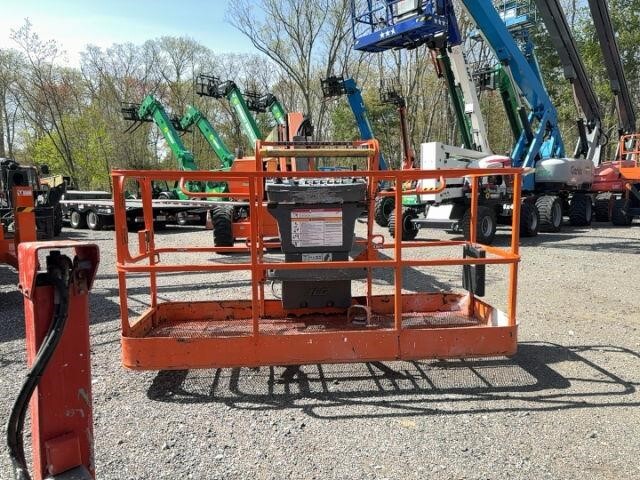 2016 JLG 660SJ Picture 2 2016 JLG 660SJ-2