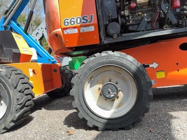 2016 JLG 660SJ Picture 9 2016 JLG 660SJ-9