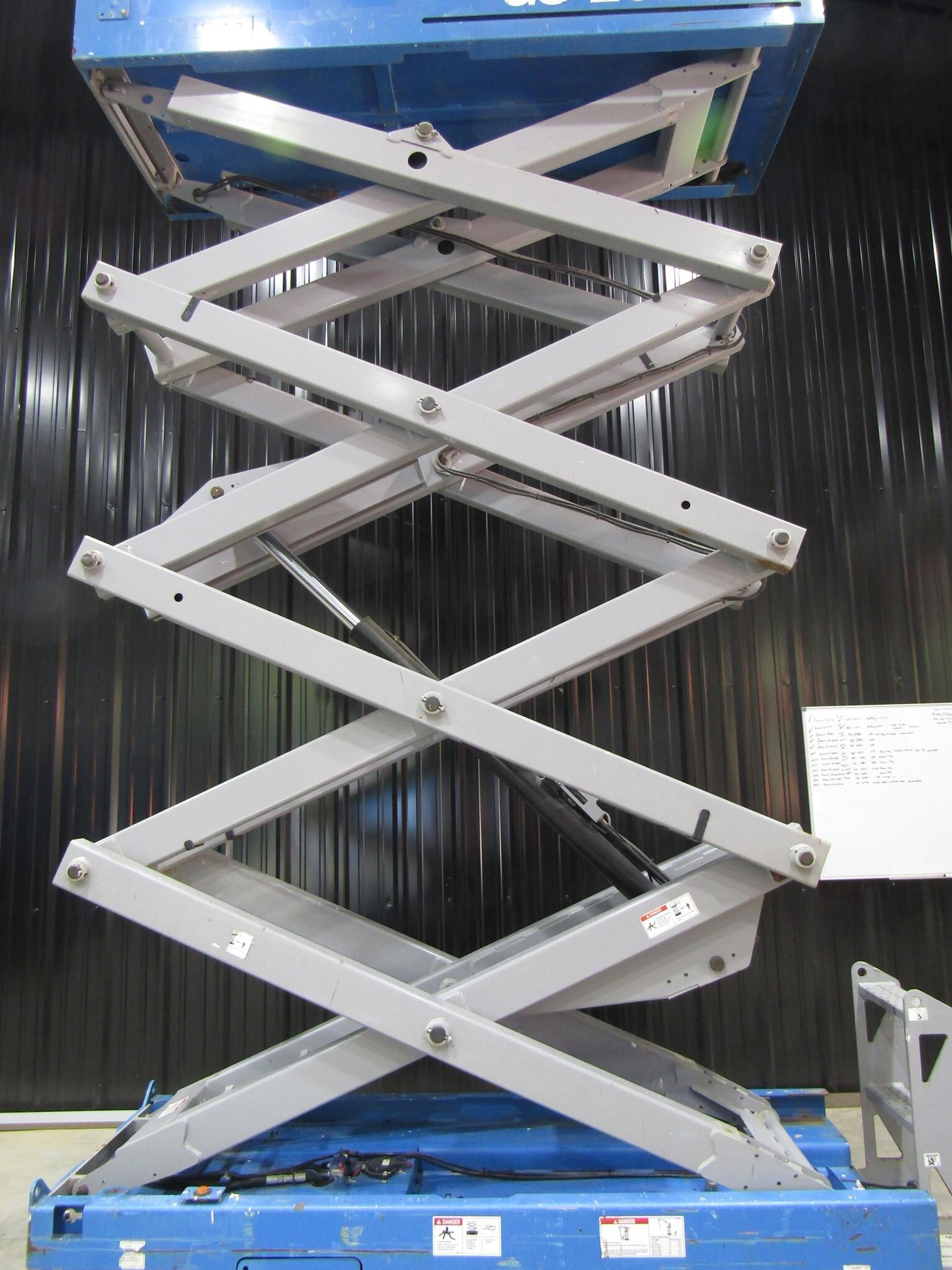 2017 Genie GS-2632-39