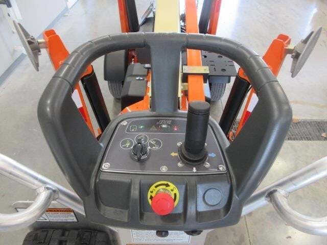 2024 JLG ET350-8