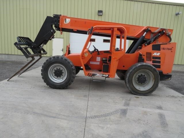 2017 SkyTrak 8042-1