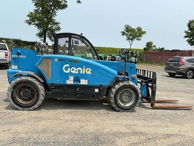 2017 Genie GTH-5519 Picture 5 2017 Genie GTH-5519-5