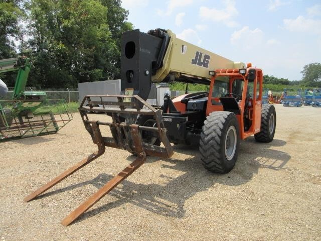 2016 JLG G15-44A