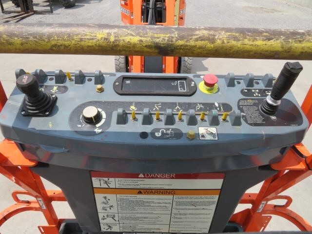 2018 JLG E300AJP Picture 18 2018 JLG E300AJP-18