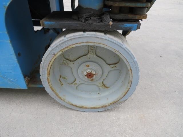 2017 Genie GS-2632 Picture 9 2017 Genie GS-2632-9