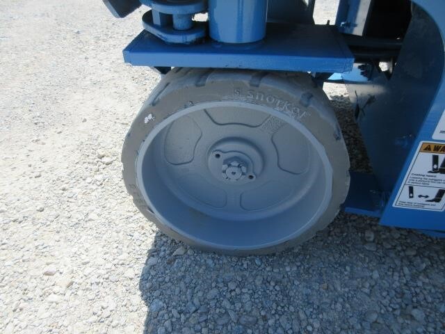 2017 Genie GS-3232 Picture 6 2017 Genie GS-3232-6