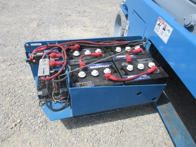2017 Genie GS-3232 Picture 10 2017 Genie GS-3232-10