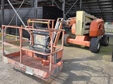 2017 JLG 450AJ