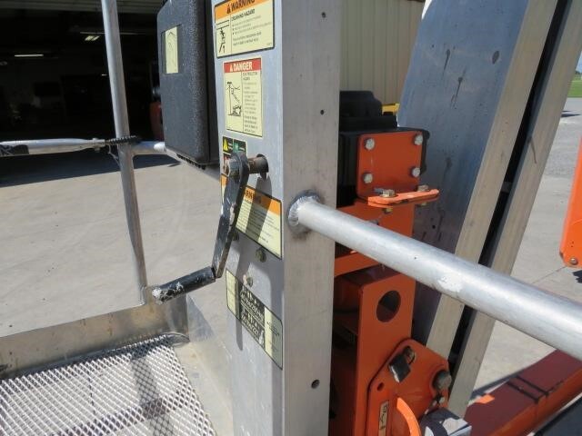 2018 JLG T500J-14