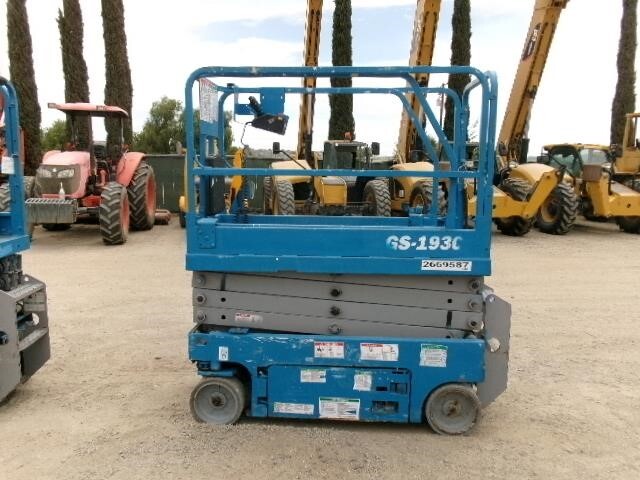 2018 Genie GS-1930