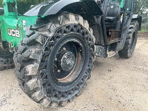 2017 JCB 509-42-10