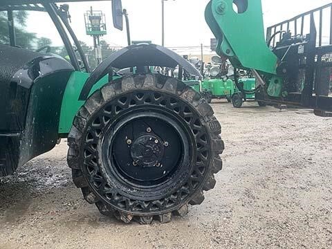 2017 JCB 509-42-11