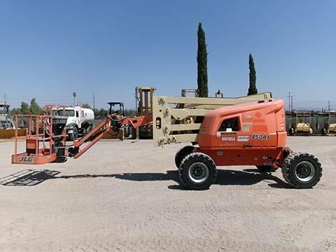 2020 JLG 450AJ-1