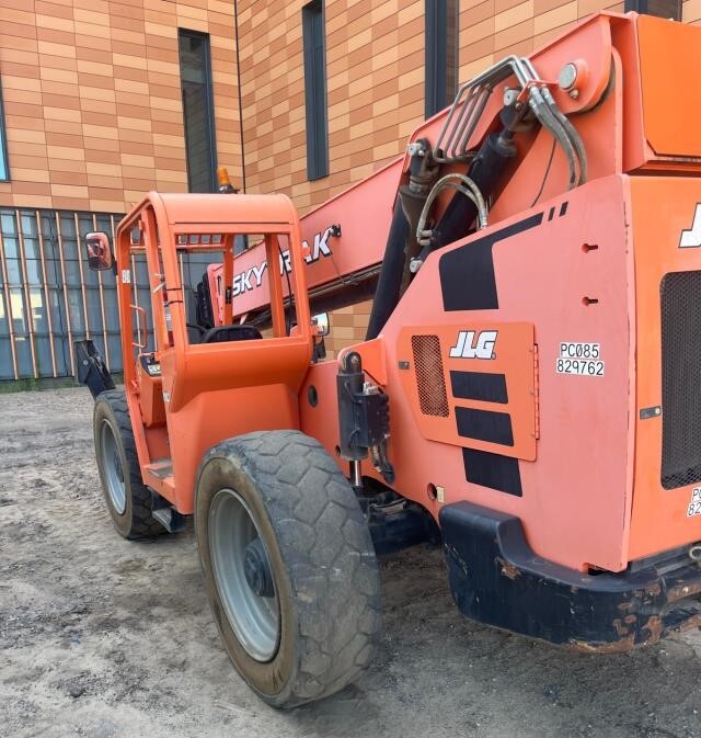 2016 SkyTrak 10054