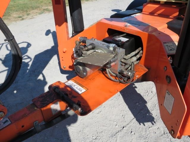 2018 JLG T350-20