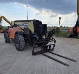 2016 JLG 1055-2