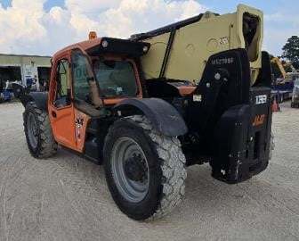 2016 JLG 1055-4