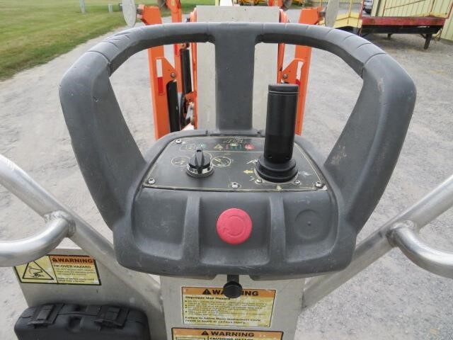 2014 JLG T500J-16