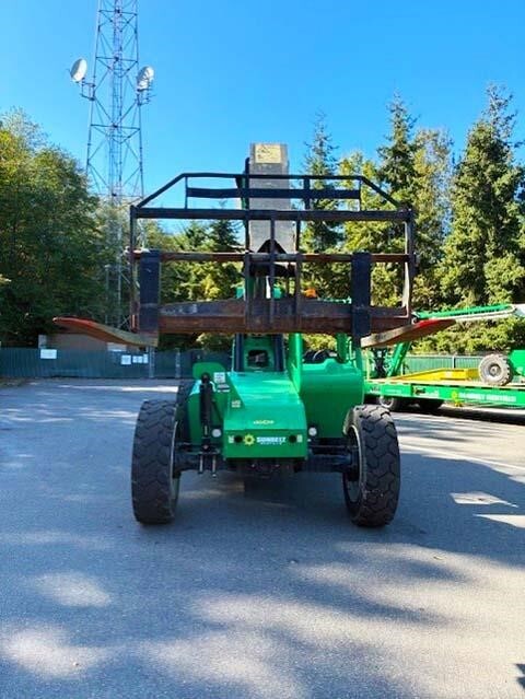 2016 SkyTrak 6042 Picture 7 2016 SkyTrak 6042-7