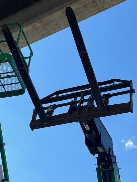 2018 SkyTrak 8042-7