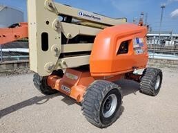 2017 JLG 450A-1