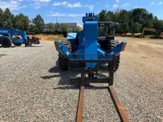 2022 Genie GTH-1056-3