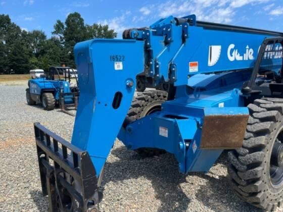 2022 Genie GTH-1056-15