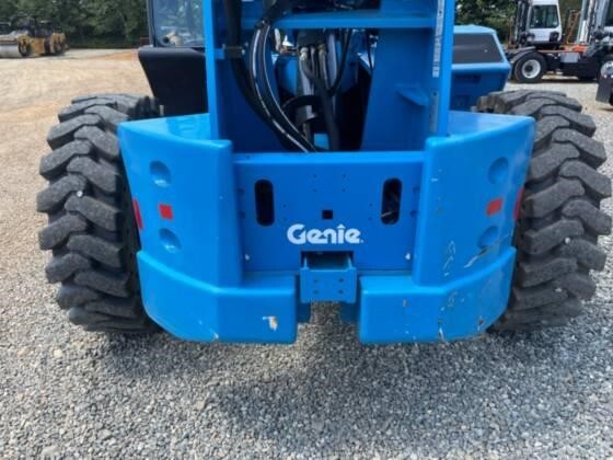 2022 Genie GTH-1056-9